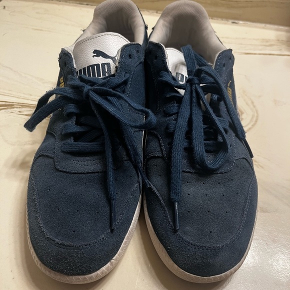 PUMA classic navy sneaker - Picture 2 of 4
